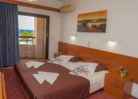 Heleni Beach Hotel 4