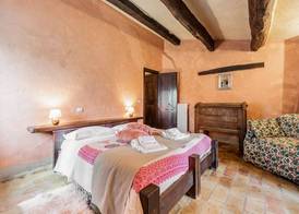Cozy Cottage With Pool in Assisi 2