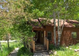 Desolation Hotel Hope Valley 3