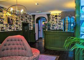 OYO The Townhouse 4