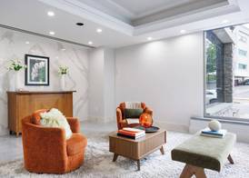 The Andrew Hotel 4
