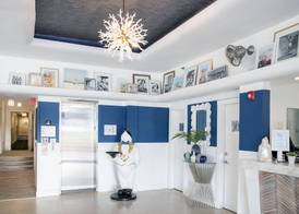 Penguin Hotel 3