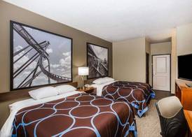 Super 8 by Wyndham Altoona 5