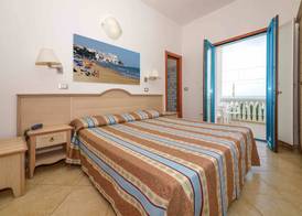 Hotel Riviera 4