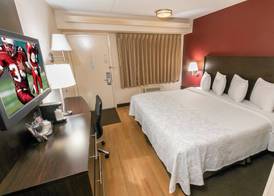 Red Roof Inn PLUS+ Statesville 4