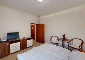 Klaudia's Hotel & Restaurant 4