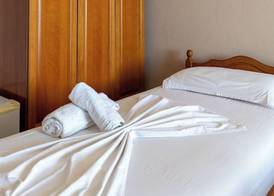 Nika Hotel Rradhime 5