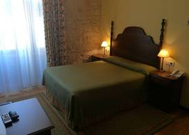 Hotel Pazo de Lestrove by Pousadas de Compostela 4