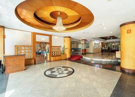 Summit Pavilion Hotel 3