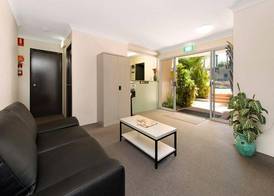 Chermside Court Motel 3