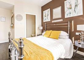 The B and B Blackpool 5