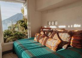 Lush Atitlán 5