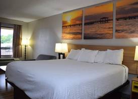 Days Inn by Wyndham Elberton 5