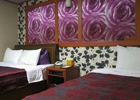 Loa Hotel 4