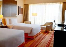 Courtyard by Marriott Mumbai International Airport 4