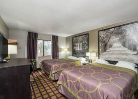 Super 8 by Wyndham Munfordville KY 3