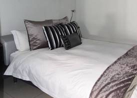 The Nicol Hotel and Apartments 5