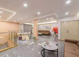 Huahang Hotel - Free airport shuttle bus 5