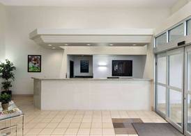 Super 8 by Wyndham St-Jerome 3