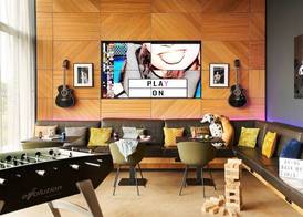 Moxy Edinburgh Airport 4