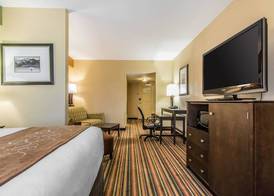 Comfort Suites Jackson I-40 4