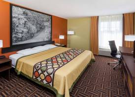 Super 8 by Wyndham Rochester 5