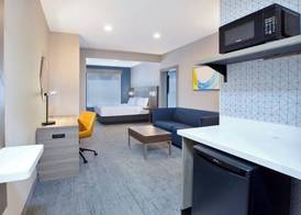Holiday Inn Express & Suites YOUNGSTOWN N (WARREN/NILES) by IHG 2
