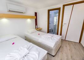 Defne Hotel 3