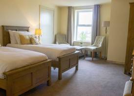 Comis Hotel & Golf Resort 4