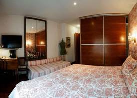 Hostal Rual 4