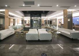 Sailor's Beach Club 3