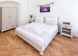 Barbo Palace Apartments and Rooms 4