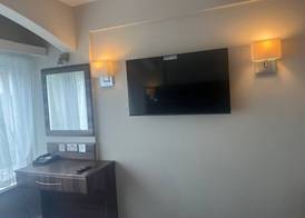 Riverside Hotel 4
