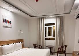 4 Guys Hotels 5