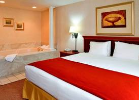 Seasons Inn & Suites Highland 4