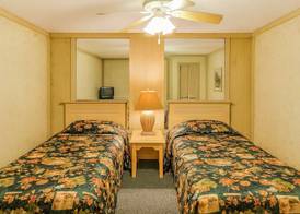 Smoketree Lodge 5