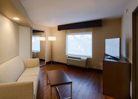 Holiday Inn Express & Suites SAN ANTONIO MEDICAL-SIX FLAGS by IHG 4