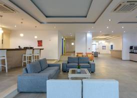 Zeus Hotels Palm Beach 4