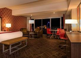 Horseshoe Las Vegas by Suiteness 3