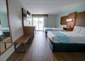 Seashire Inn & Suites 3