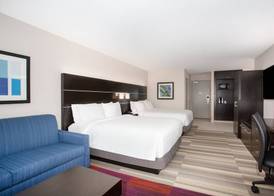Holiday Inn Express & Suites LINCOLN CITY by IHG 4