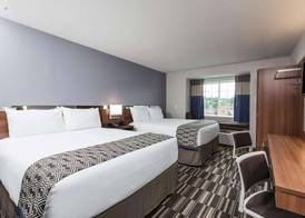 Microtel Inn & Suites by Wyndham Altoona 3