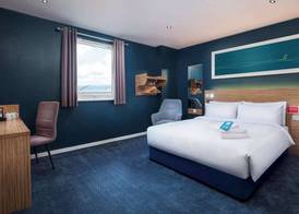 Travelodge London Wembley Hotel 5