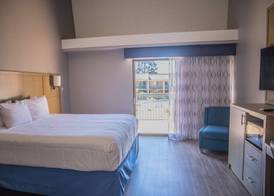 Days Inn by Wyndham Redwood City 4