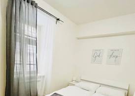 Helen Homestay Florenc Newly Apartment 4