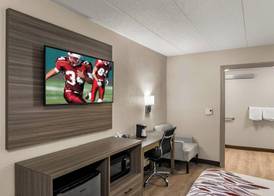 Red Roof Inn Enfield 4