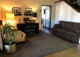 Blankenbaker Inn by IHG 4
