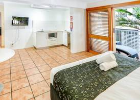 Paradise On The Beach Resort 5