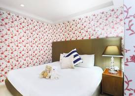 Diamond City Hotel 5