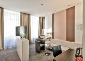 A1 Royal Plaza 4